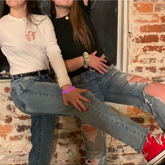 ripped jeans - Picture 3 of 4